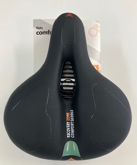 ZADEL STANDAARD COMFORT ZWART UNIVERSEEL MET STROP OP KAART